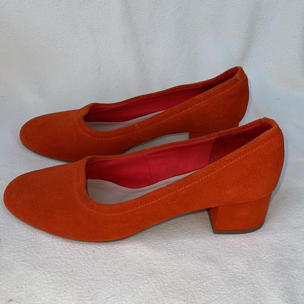 M& S Insolia Orange Suede Round Toe Pumps